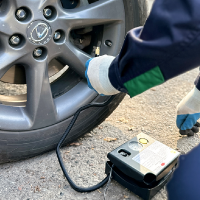 Подкачка шины колеса